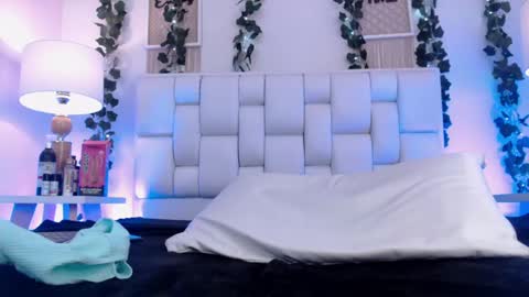 Kylie Myers online show from 15, 12, 2024