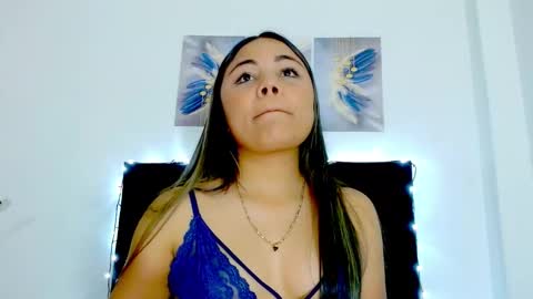 Snapshot of kylie_loveee chatting on 22, 1, 2025 Paola online show from 22, 1, 2025