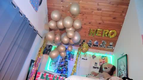   online show from 25, 12, 2024