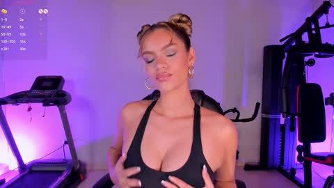 Snapshot of kyomivelvet chatting on 25, 2, 2026 Kyomi Velvet online show from 25, 2, 2026