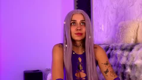 kyradesire online show from 18, 6, 2026