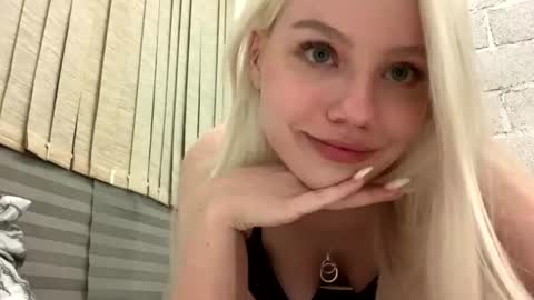 Snapshot of l1sa_bun chatting on 16, 7, 2026 Alice online show from 16, 7, 2026