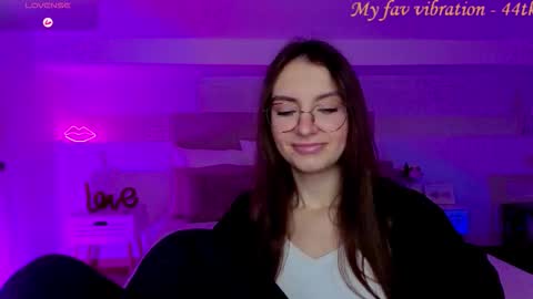 Margo  online show from 4, 11, 2025