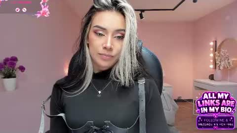 Snapshot of la_monitora chatting on 22, 6, 2026 T A T I A N A online show from 22, 6, 2026