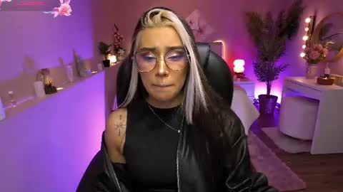 Snapshot of la_monitora chatting on 21, 7, 2026 T A T I A N A online show from 21, 7, 2026