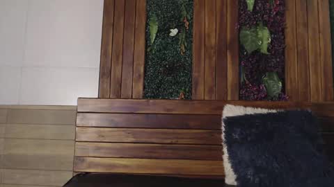 labrinthteasing online show from 18, 10, 2025