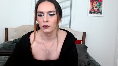 Lacey Phoenix online show from 23, 1, 2025