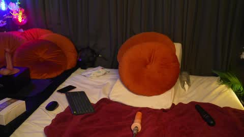 Snapshot of lacie_le_beauty chatting on 26, 3, 2026 Latex Lacie online show from 26, 3, 2026