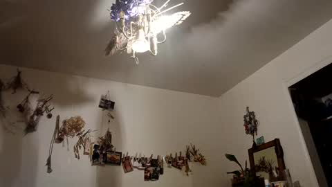 Snapshot of lacybell chatting on 9, 10, 2025 lacybell online show from 9, 10, 2025