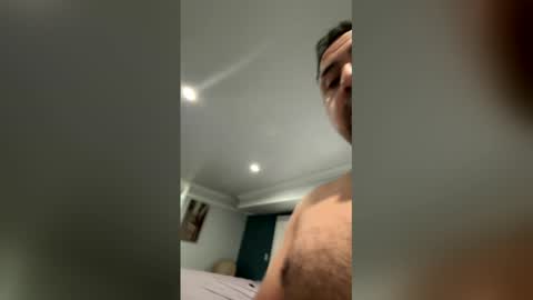 lade6pulgadas1986 online show from 16, 4, 2026