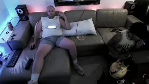 Snapshot of ladshed chatting on 4, 2, 2025 Hectic online show from 4, 2, 2025