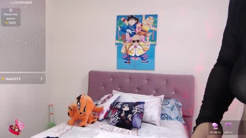 Snapshot of lady_butterfly19 chatting on 7, 12, 2024 lady_butterfly19 online show from 7, 12, 2024