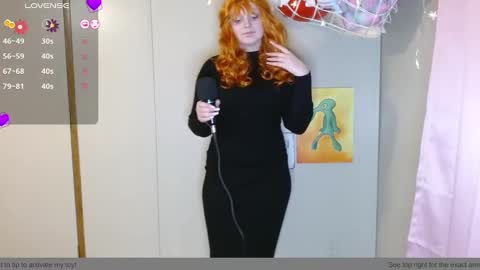 LadyCheesecake online show from 1, 1, 2025