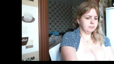 lady cute cat29 online show from 15, 7, 2026