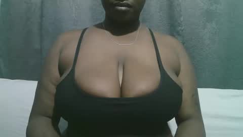 Snapshot of lady_dearra chatting on 23, 9, 2025 lady_dearra online show from 23, 9, 2025