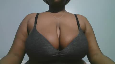 lady_dearra online show from 19, 1, 2026