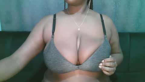 lady_dearra online show from 19, 3, 2026