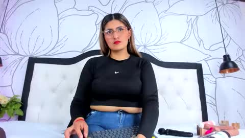 Snapshot of lady_falcon chatting on 18, 2, 2026 LADY online show from 18, 2, 2026