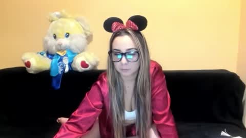 Snapshot of lady_lyanna chatting on 2, 11, 2025 Lady Lyanna online show from 2, 11, 2025