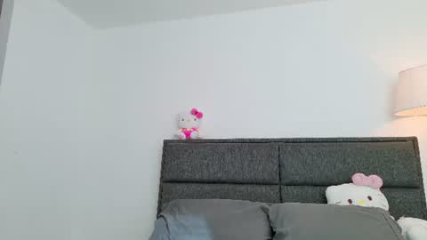 Snapshot of lady_ni chatting on 10, 7, 2026 700 1300 -5 online show from 10, 7, 2026