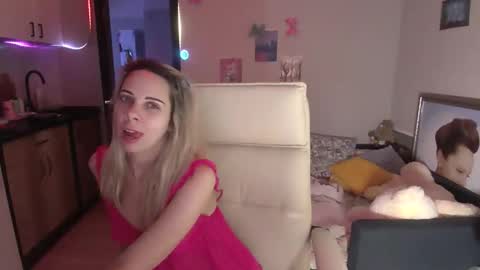 lady_smile69 online show from 31, 10, 2025