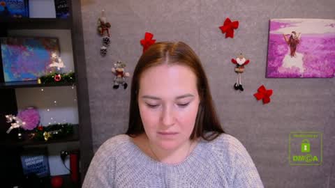 Hello  Im Tiana - topless model. online show from 25, 12, 2024