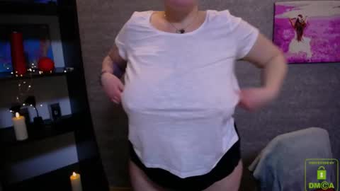 Hello  Im Tiana - topless model. online show from 21, 2, 2025