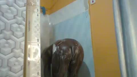 lindah32 online show from 4, 2, 2026