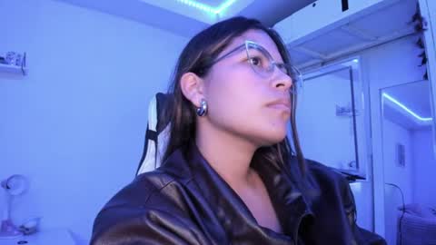 Snapshot of ladybrown_16 chatting on 7, 7, 2026 Lady online show from 7, 7, 2026