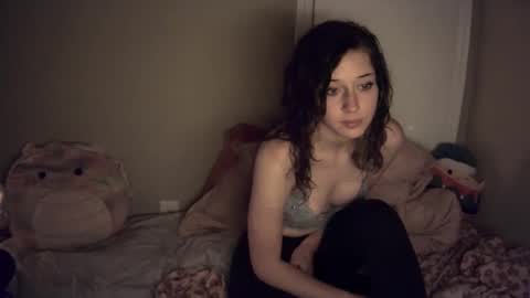 Snapshot of ladybughug chatting on 8, 1, 2025 hugbug online show from 8, 1, 2025