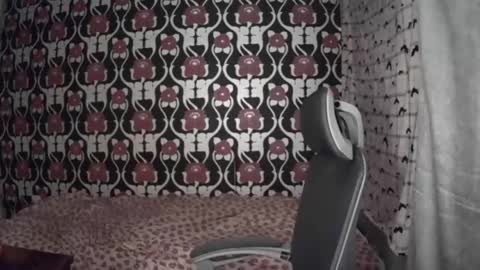 Snapshot of ladybughug chatting on 23, 1, 2025 hugbug online show from 23, 1, 2025