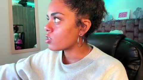 Snapshot of ladydanniela chatting on 19, 12, 2024 leidy daniela online show from 19, 12, 2024