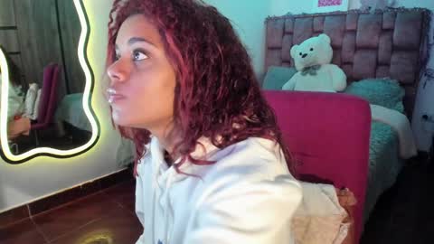 Snapshot of ladydanniela chatting on 18, 2, 2025 leidy daniela online show from 18, 2, 2025