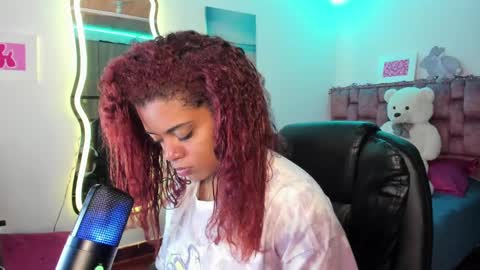 Snapshot of ladydanniela chatting on 23, 2, 2025 leidy daniela online show from 23, 2, 2025