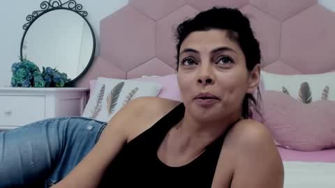 Lia online show from 11, 2, 2025