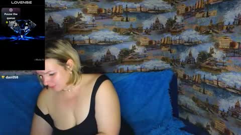ladylucky_ online show from 24, 10, 2025