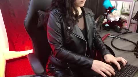 ladylunatikka online show from 20, 2, 2026