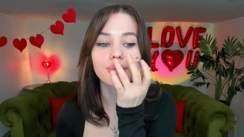 Amelia online show from 8, 3, 2025
