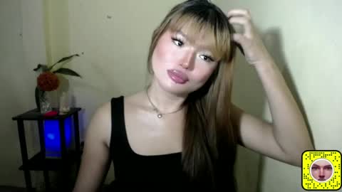 Snapshot of ladyofyou_dreamxoxo chatting on 12, 6, 2026 LILY online show from 12, 6, 2026