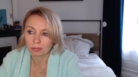 Snapshot of ladysexyx chatting on 16, 3, 2026 ladysexyx online show from 16, 3, 2026