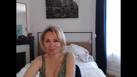 Snapshot of ladysexyx chatting on 19, 3, 2026 ladysexyx online show from 19, 3, 2026