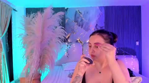 Lady  online show from 8, 7, 2026