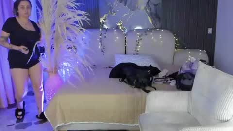 Lady  online show from 11, 7, 2026