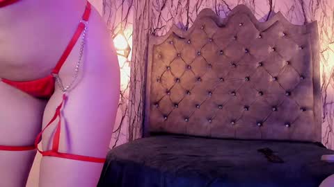 Laia online show from 14, 12, 2024