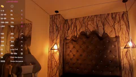 Laia online show from 16, 12, 2024