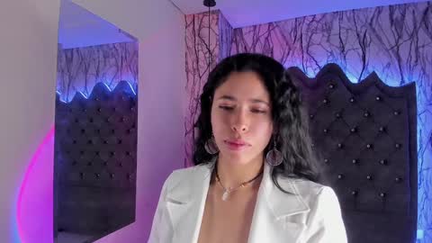 Laia online show from 4, 2, 2025