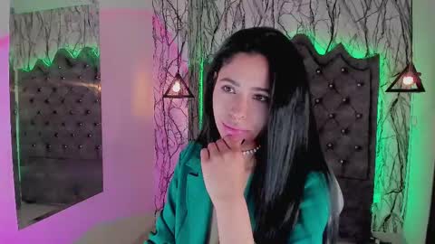 Laia online show from 24, 2, 2025