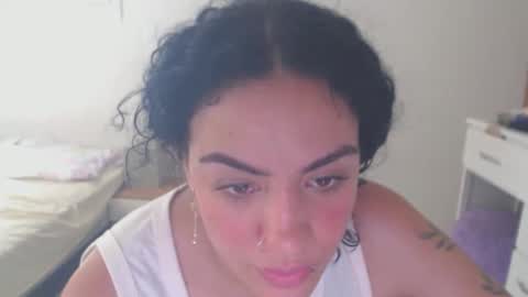 Snapshot of laila_silk chatting on 2, 6, 2026 laila_silk online show from 2, 6, 2026