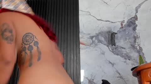 Snapshot of laisy_fox chatting on 10, 2, 2025 Laisy fox online show from 10, 2, 2025