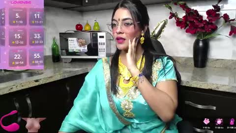 Snapshot of lakshmirani617378 chatting on 26, 2, 2025 Laskhmirani online show from 26, 2, 2025